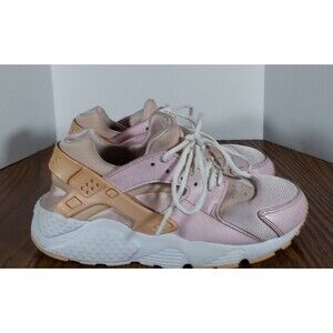 Nike Huarache Run SE GS Pink Youth Size 7 Y Women 8.5 Running Shoes 904538-600